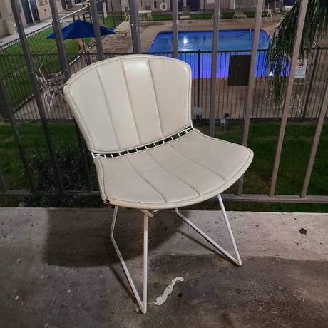 70s Knoll wire chair