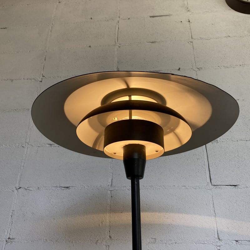 70s Louis Poulsen floor light | The NOON