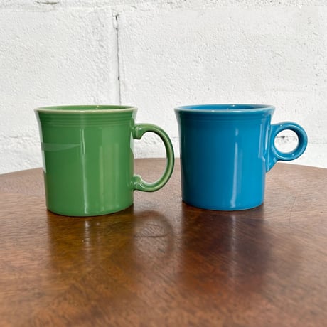 70s Fiesta mug set
