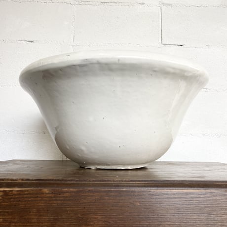 70s White bowl