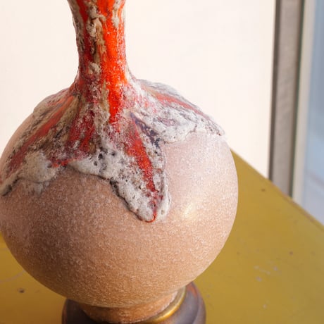 70s Fat lava table lamp