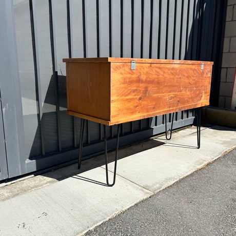 60s Lane Box shelf with legs