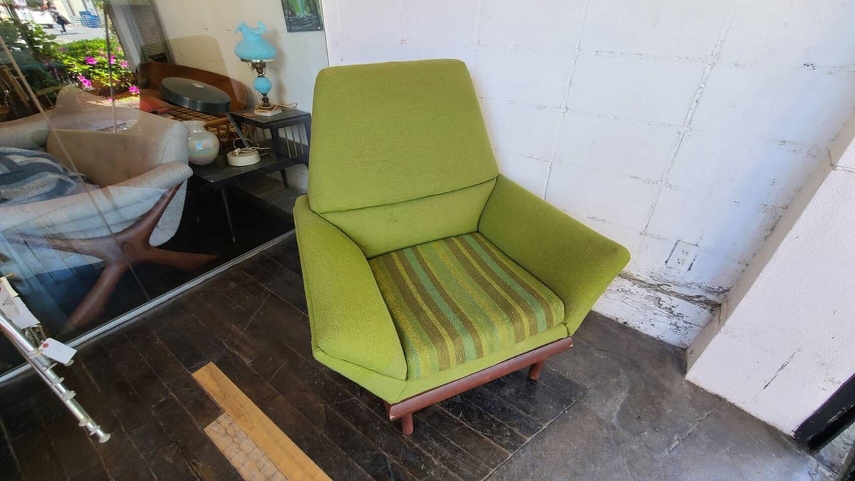 ソファ・ベンチ 60s Thunderbird green sofa ソファ・ベンチ 60s Thunderbird green sofa 60s Thunderbird