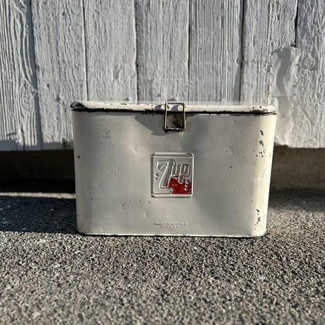 7up box