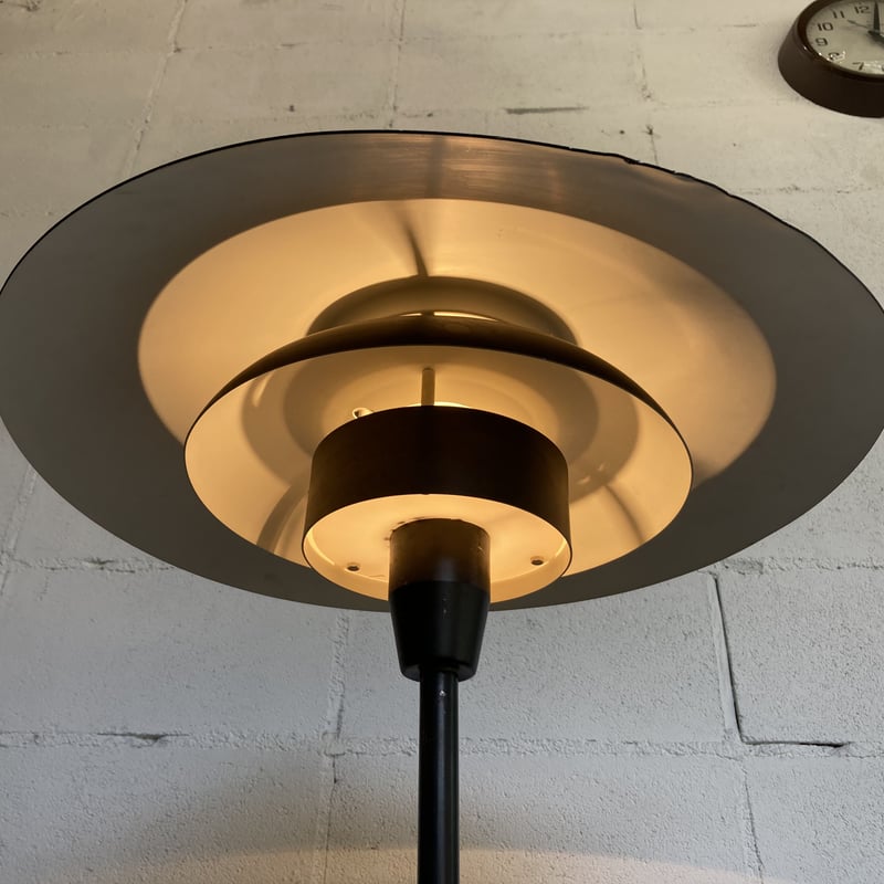 70s Louis Poulsen floor light | The NOON