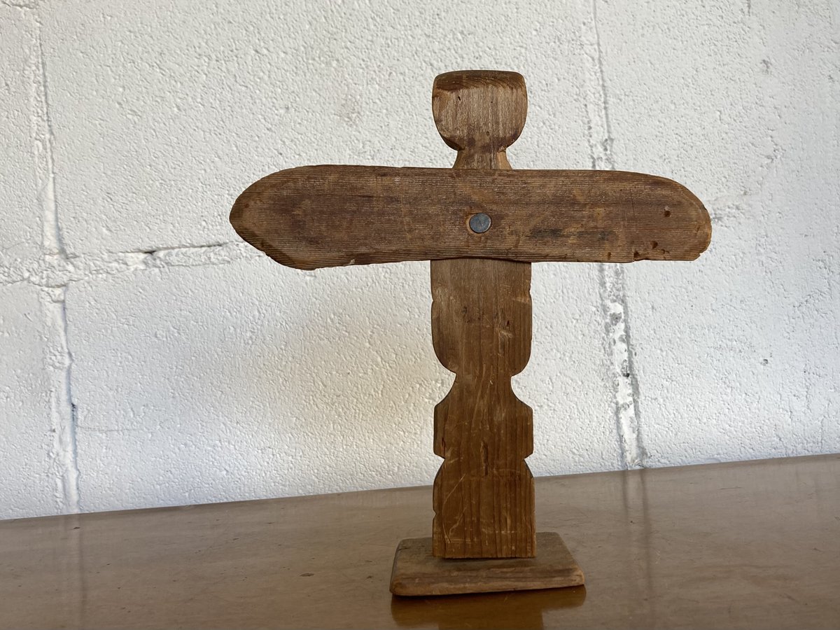 50s Totem pole | The NOON