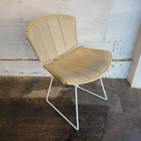 70s Knoll wire chair