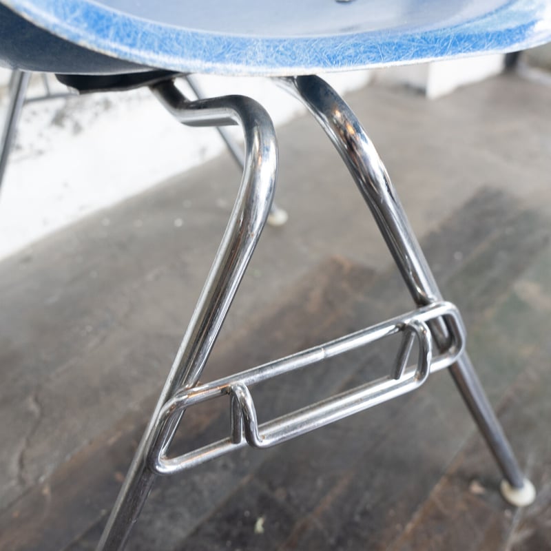 70s Eames shell chair | The NOON