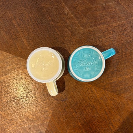 70s Fiesta mug set