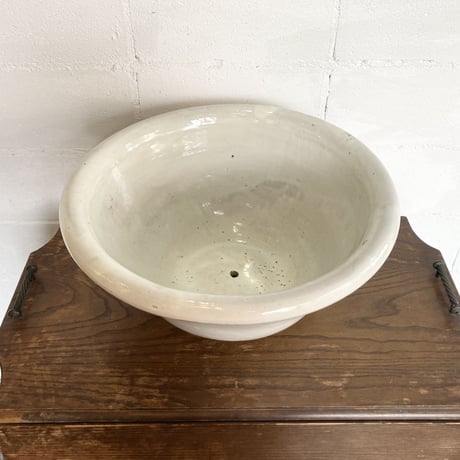 70s White bowl