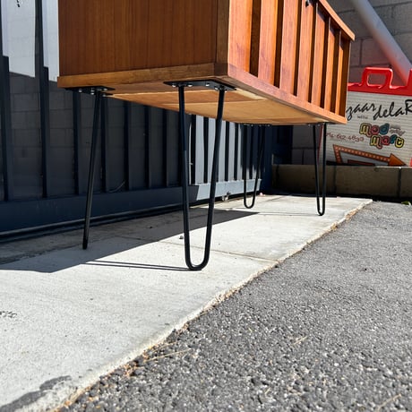 60s Lane Box shelf with legs
