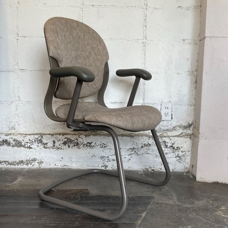 90s HermanMiller arm chair