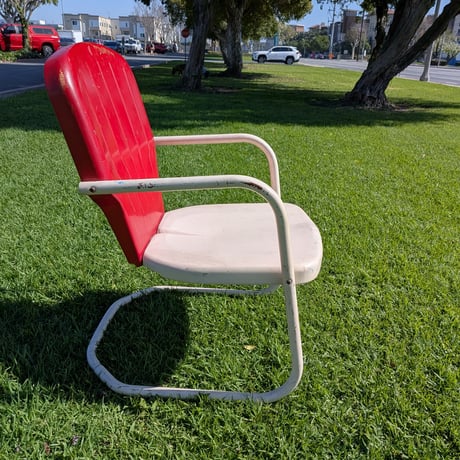 80s Iron chair Red/White