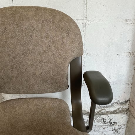 90s HermanMiller arm chair