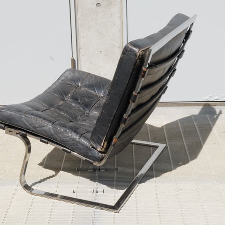 70s Tugendhat chair