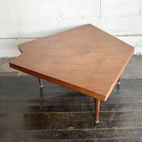 70s Fish table