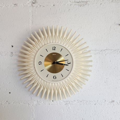 70s White Sunburst clock