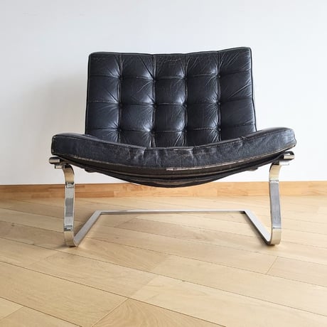 70s Tugendhat chair