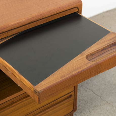 60s Danish shelf