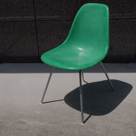 70s Eames　Kadmium　green shell chair