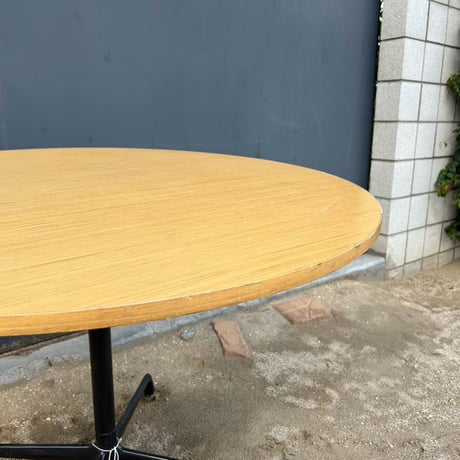 70s HermanMiller Eames Round Contract Table wood