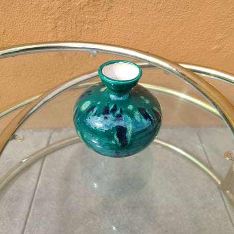 Green flower vase