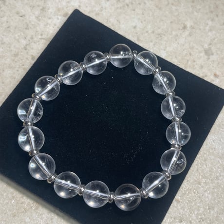 天然水晶サシ入りブレスレット10mm