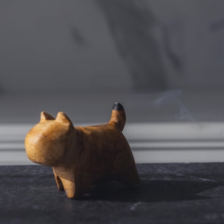 パロサンキャット　パロサント木彫りの猫