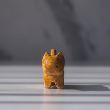 パロサンキャット　パロサント木彫りの猫