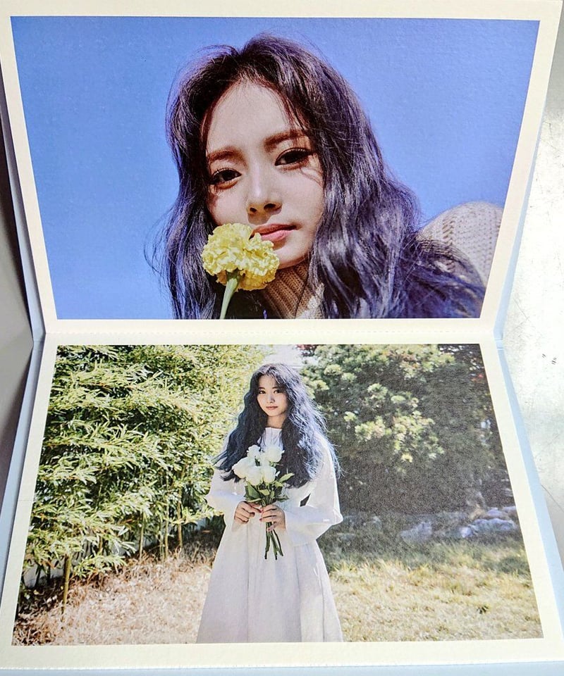 TWICE ツウィ写真集 Yes, I am Tzuyu.Blue ver.