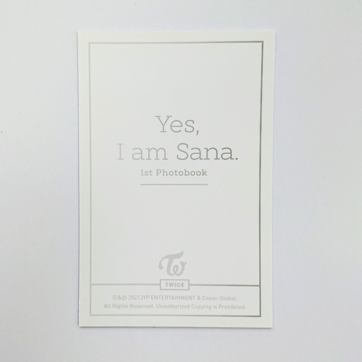 TWICE サナ 1st写真集 「Yes, I am Sana.」 White ver....