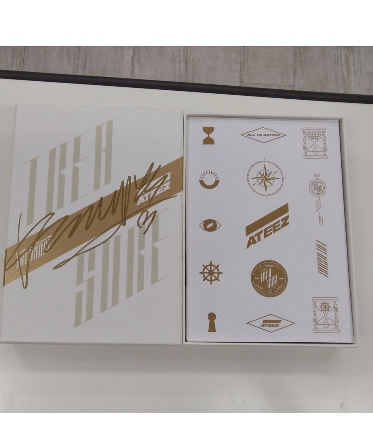 ATEEZ ヨサン サインボール