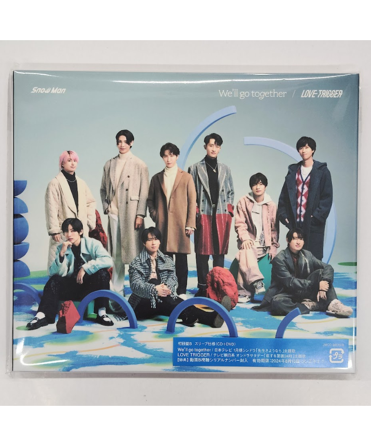 Snow Man CD 「We'll go together/LOVE TRIGGER」[DV