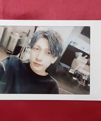 アナタシア 芝健 チェキ | K-BOOKS K-POP館 アイドル館 動画館