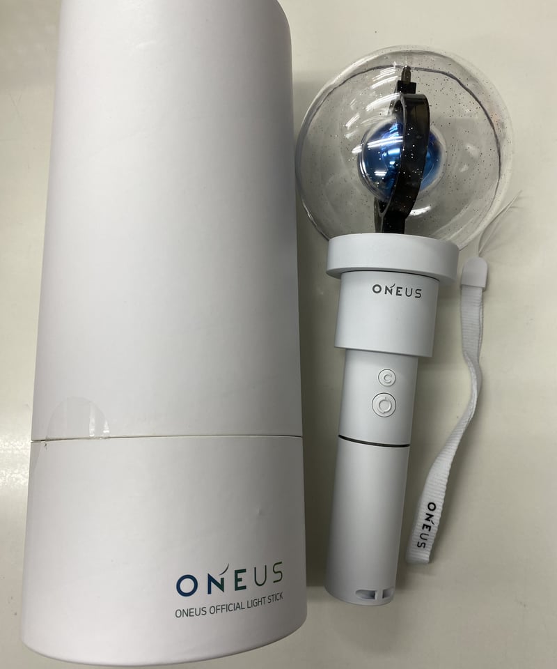 ONEUS OFFICIAL LIGHT STICK 新品未開封エンタメ/ホビー