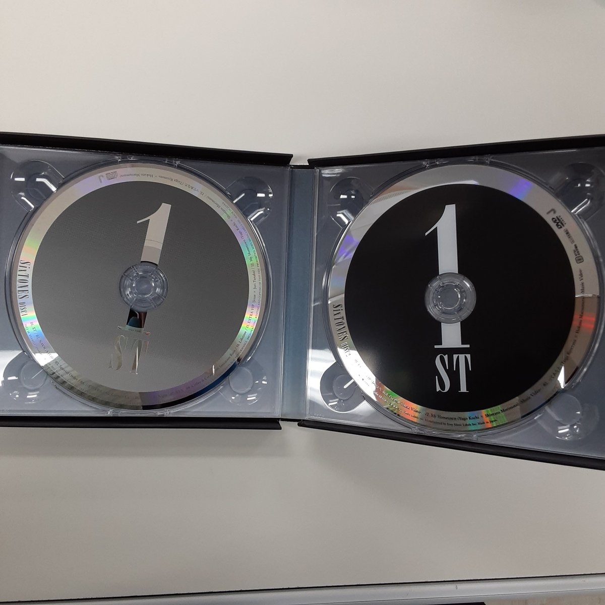 SixTONES CD 「1ST」初回盤B(音色盤) | K-BOOKS K-POP館 アイ