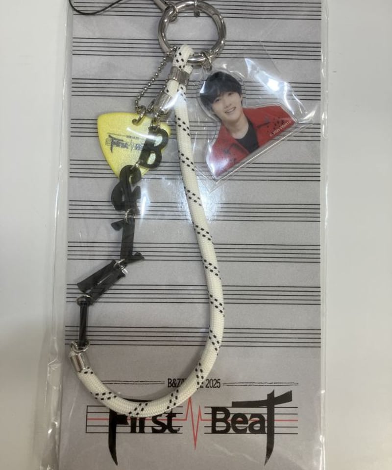 鈴木悠仁 B&ZAI 2025 First Beat ストラップキーホルダー B&ZAI LIVE 2025 First Beat」 ストラップキーホルダー 稲葉通陽
