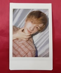 アナタシア 芝健 チェキ | K-BOOKS K-POP館 アイドル館 動画館