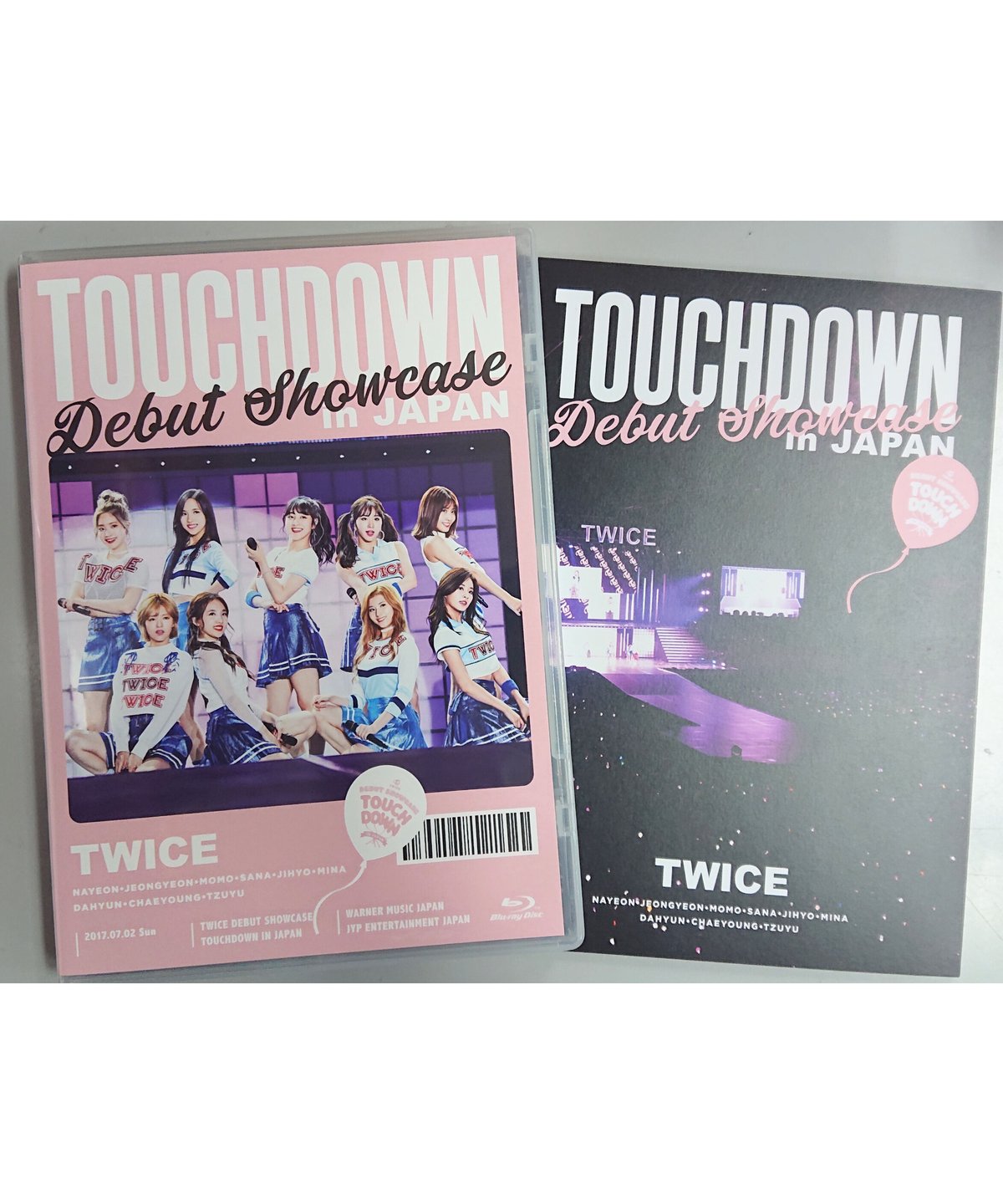 TWICE DEBUT SHOWCASE "Touchdown in JAPAN"(Blu-ray) z2zed1b