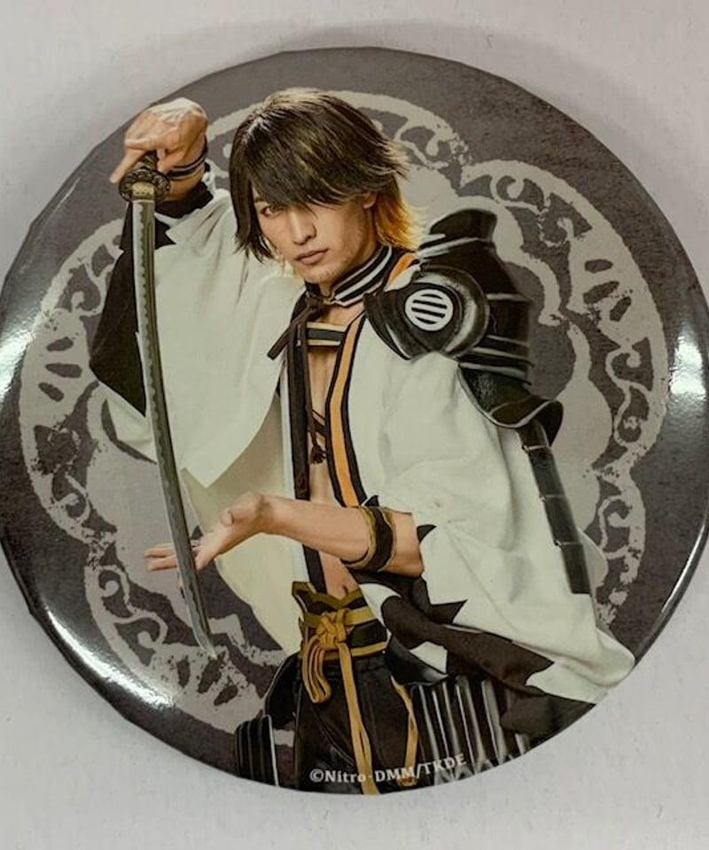 伊万里有 長曽祢虎徹 刀剣乱舞大演練 缶バッジ | K-BOOKS K-POP館 