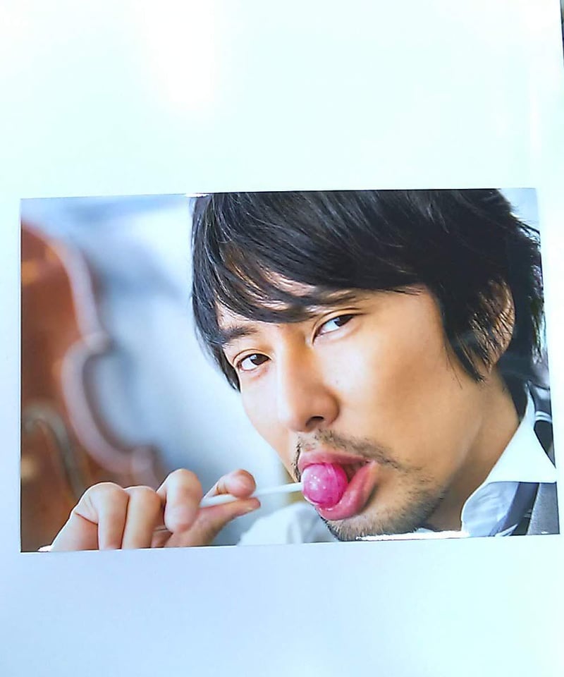 吉野裕行 声優・吉野裕行と読書会 ビッグブロマイド 飴② | K-BOOKS K