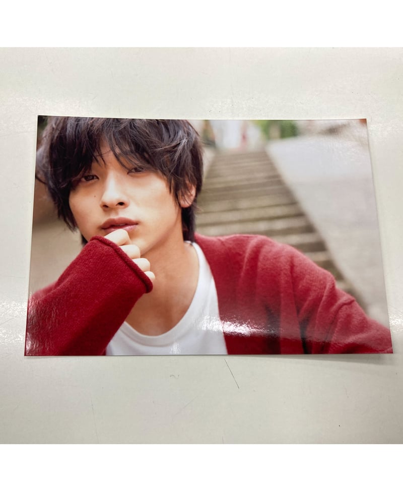 横浜流星 カレンダー 2019 直筆サイン入り 横浜流星 カレンダー 2019 直筆サイン入り 横浜流星 2019年カレンダー