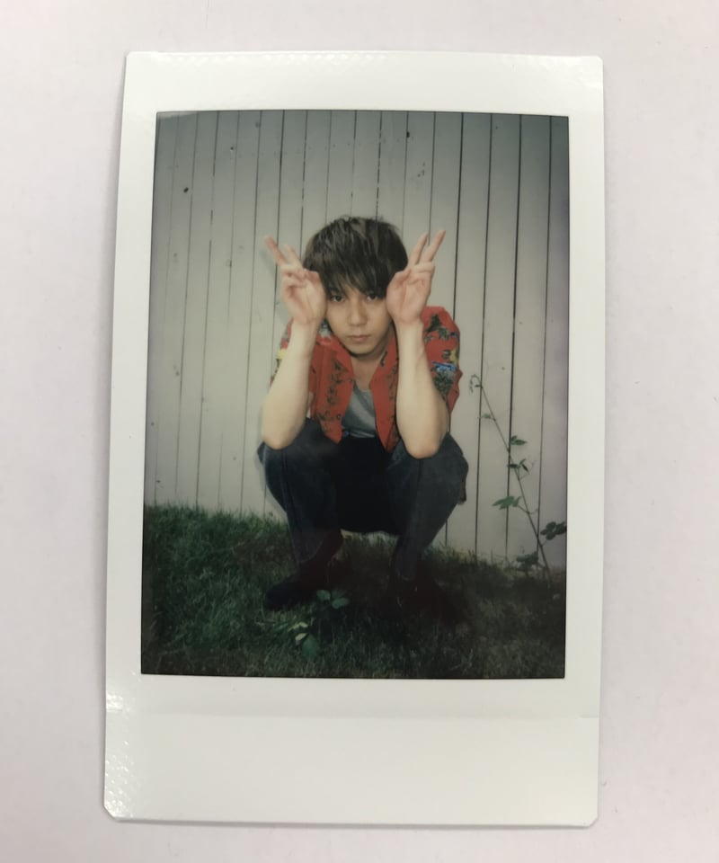 安里勇哉 チェキ | K-BOOKS K-POP館 アイドル館 動画館 キャスト館 VOIC