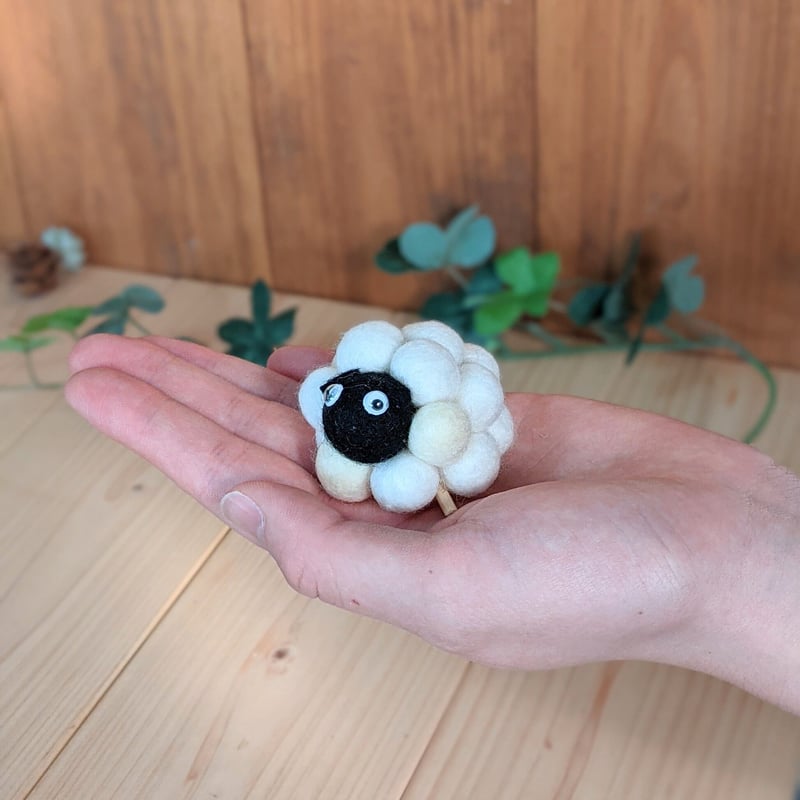 ぽこぽこひつじ クロちゃん | nanairo heart gallery