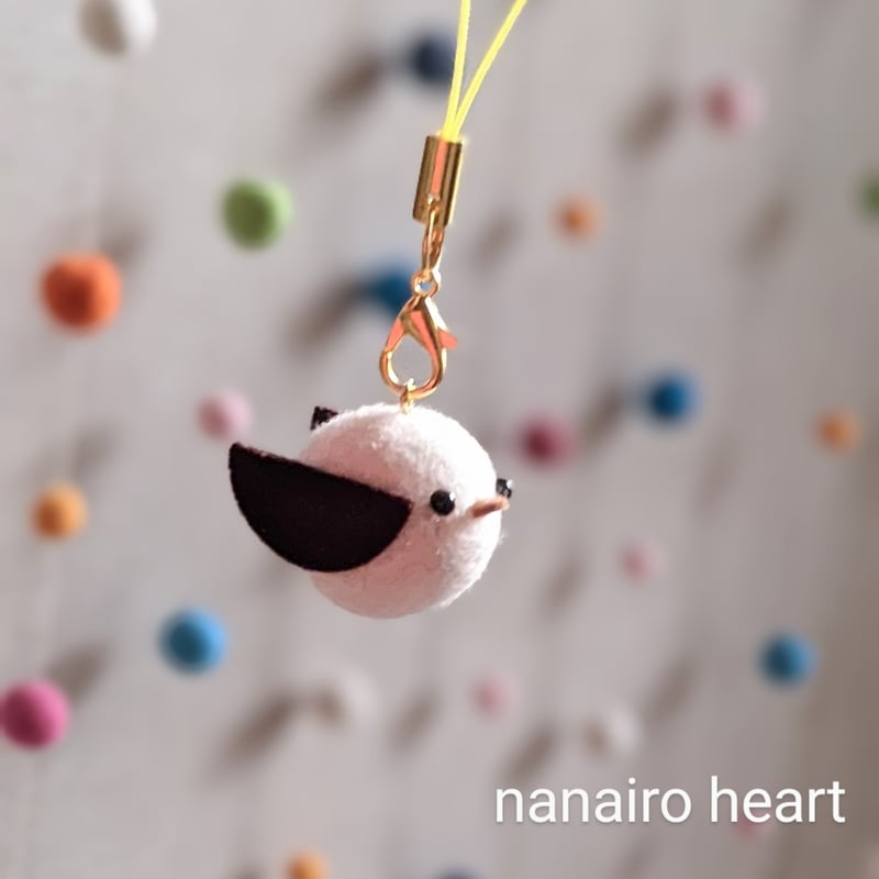 まんまるシマエナガのストラップ | nanairo heart gallery