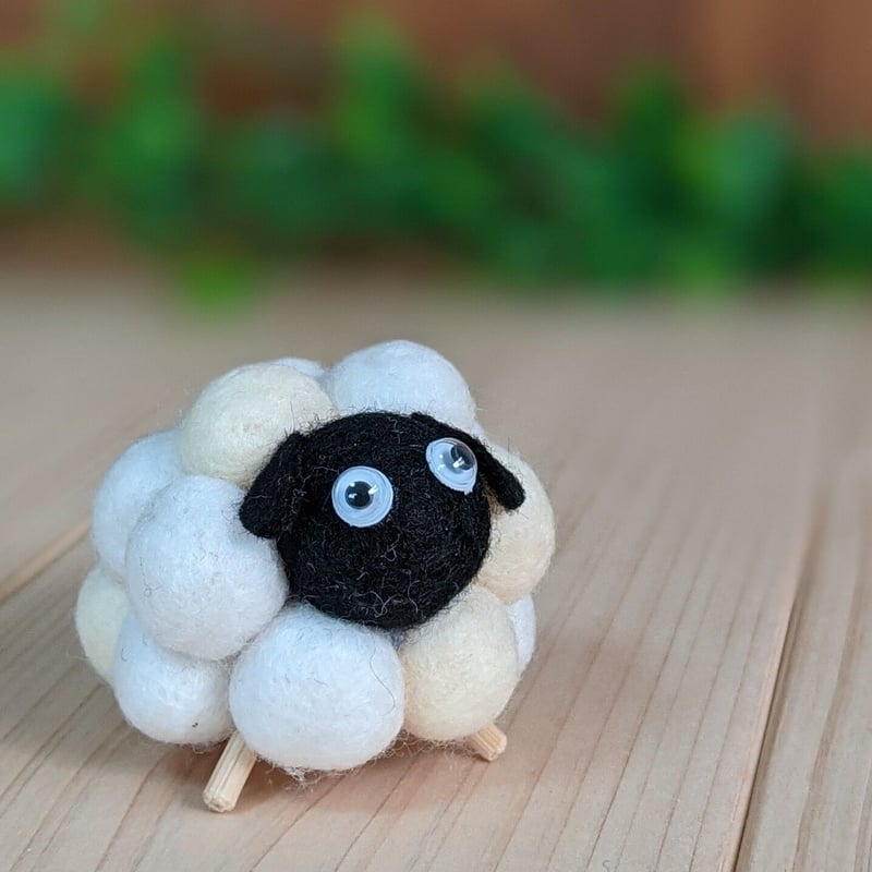 ぽこぽこひつじ クロちゃん | nanairo heart gallery