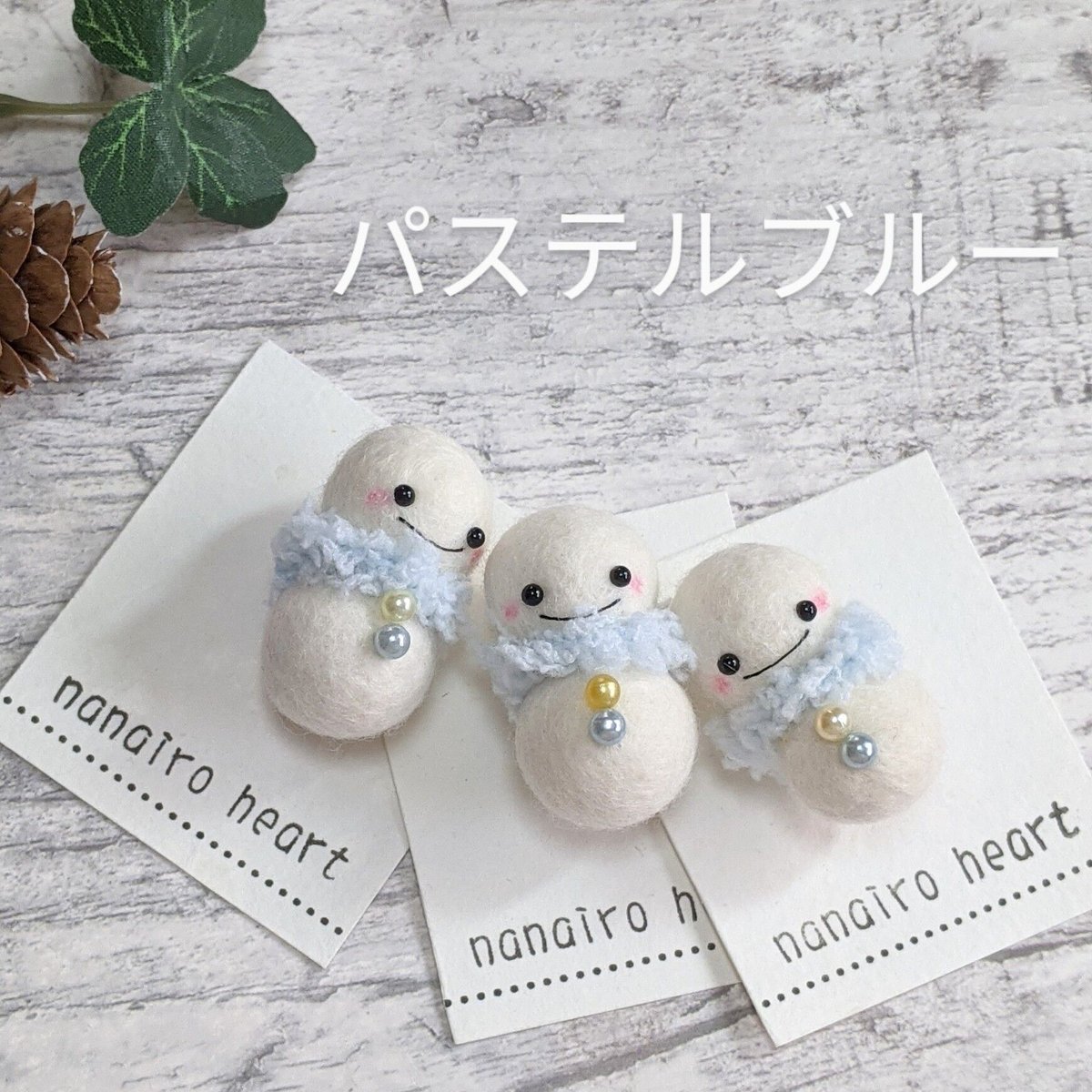 NO.443❤猫ちゃん達、雪だるをガン見❤レジンヘアゴム  ブローチ NO.443❤猫ちゃん達、雪だるをガン見❤レジンヘアゴム ブローチ