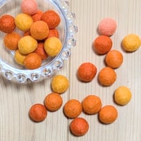 フェルトボール　オレンジミックス　（15ミリ）【25玉セット】