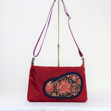 「Obi活」何かと使えるサコッシュ（大）