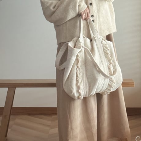 tubutubu frill tote